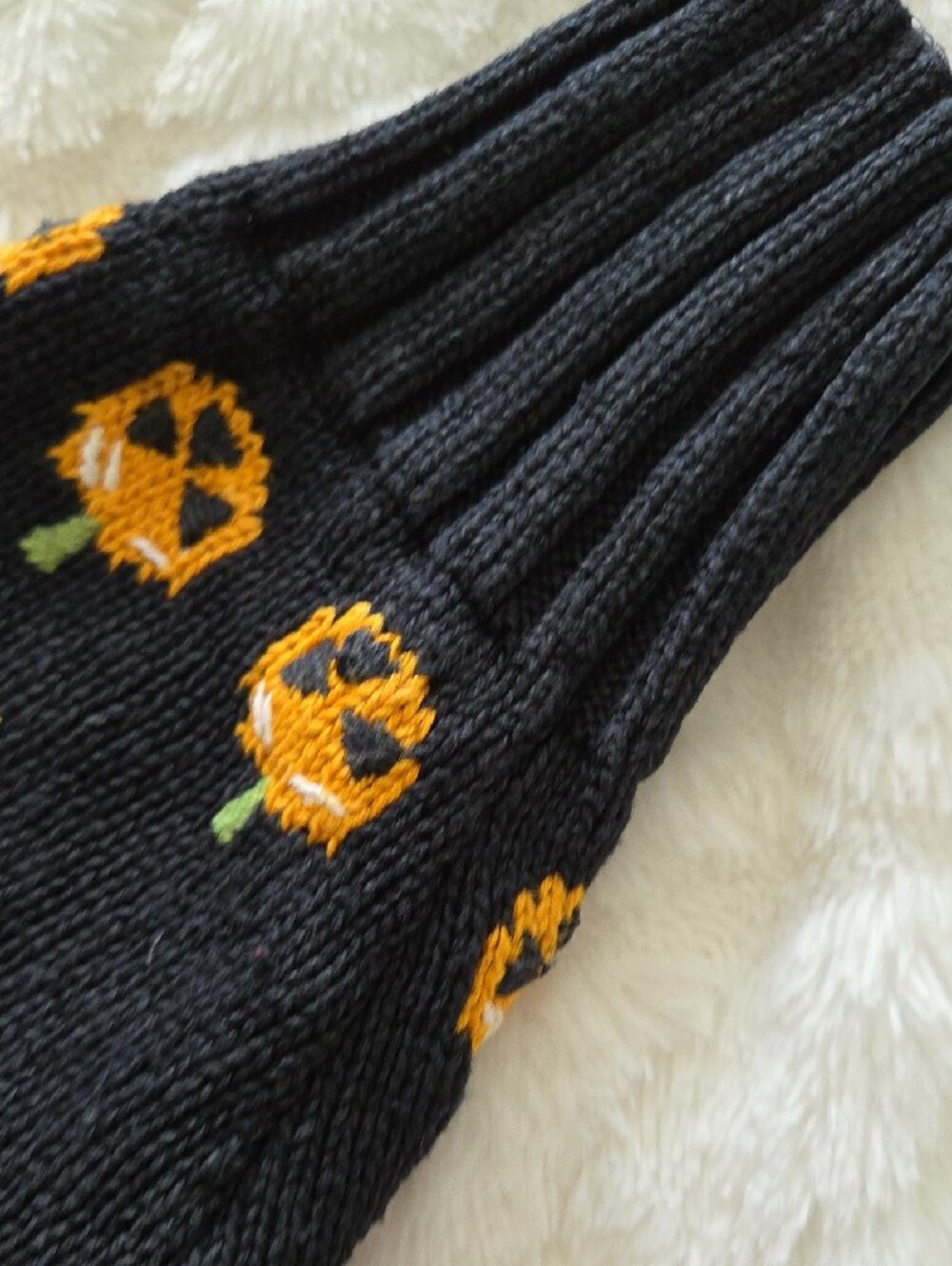 RARE Vintage Disney Store Winnie the Pooh Halloween Cardigan Sweater Shirt Small - Picture 11 of 16